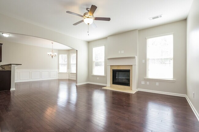 Foto del edificio - 5051 Saphire Ct