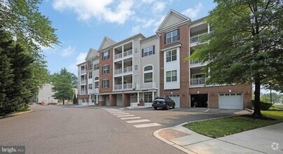 Building Photo - 244 Park Pl Dr