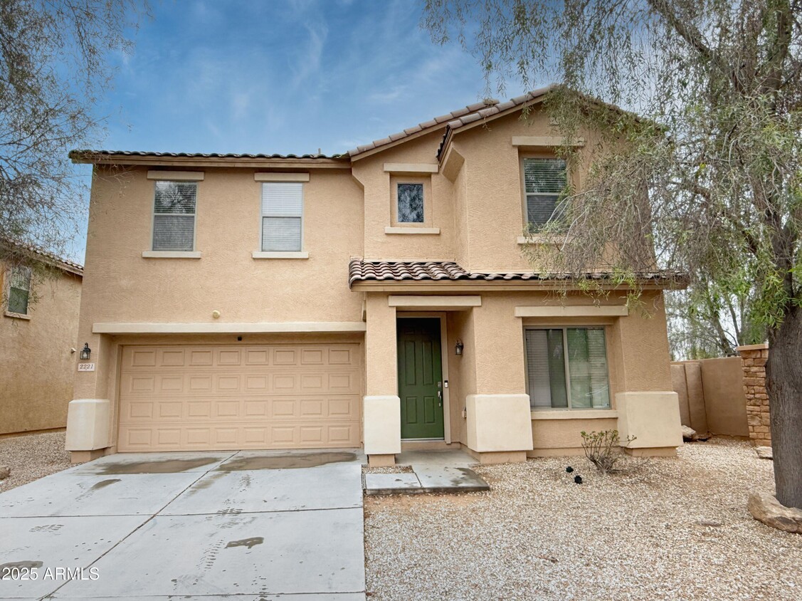 Primary Photo - 2221 N 94th Ave