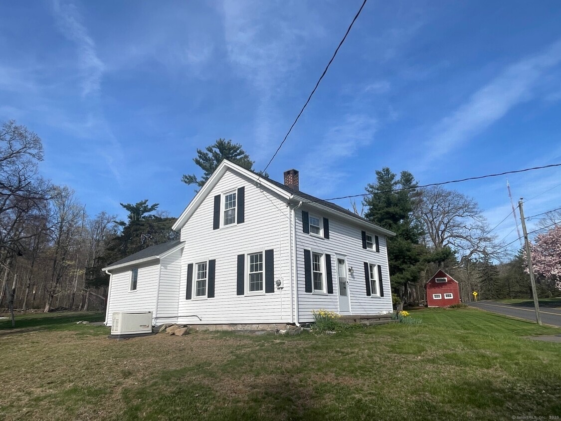 Building Photo - 161 Hoadley Rd