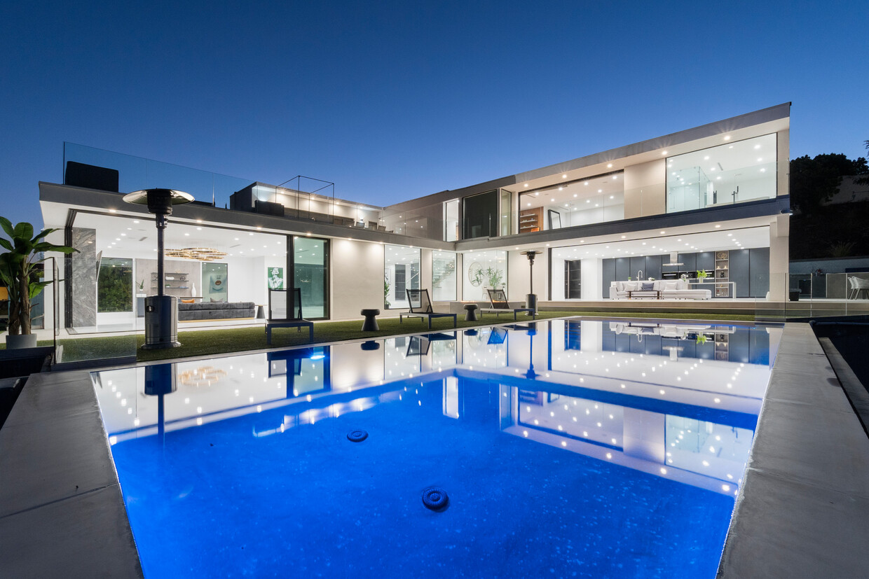 Foto principal - 2110 Hercules Dr