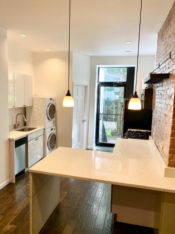 Foto del edificio - 2 bedroom in NEW YORK NY 10128