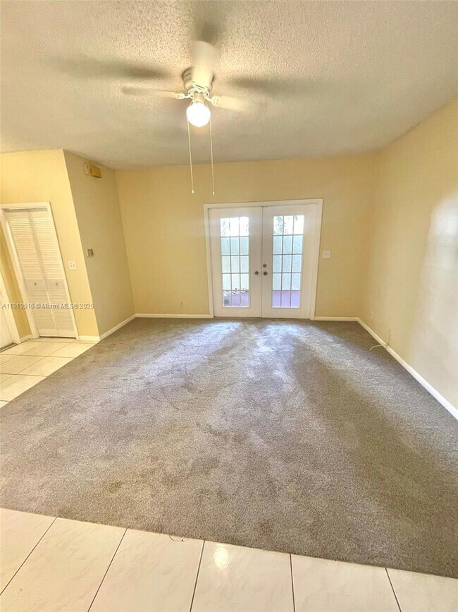 Foto del edificio - 1423 Avon Ln