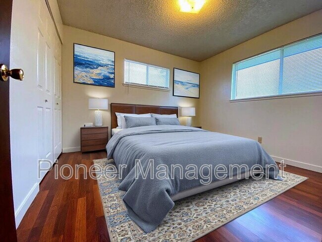 Foto del edificio - 208 Hawthorne St