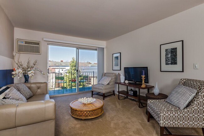 Foto del edificio - Village of Royal Oak Apartments