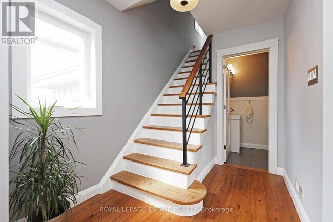 Photo du bâtiment - 86 Midland Ave