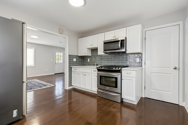 Building Photo - 771 Pearl Harbor St Building Photo - 771 Pearl Harbor St