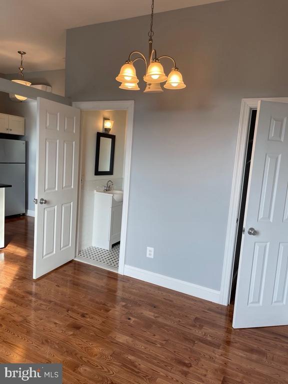 Building Photo - 13 N 4th Ave