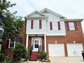 Building Photo - 1140 Foxcroft Dr