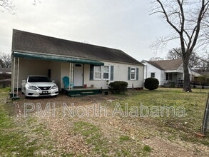 Building Photo - 4005 Cypress Ave SW