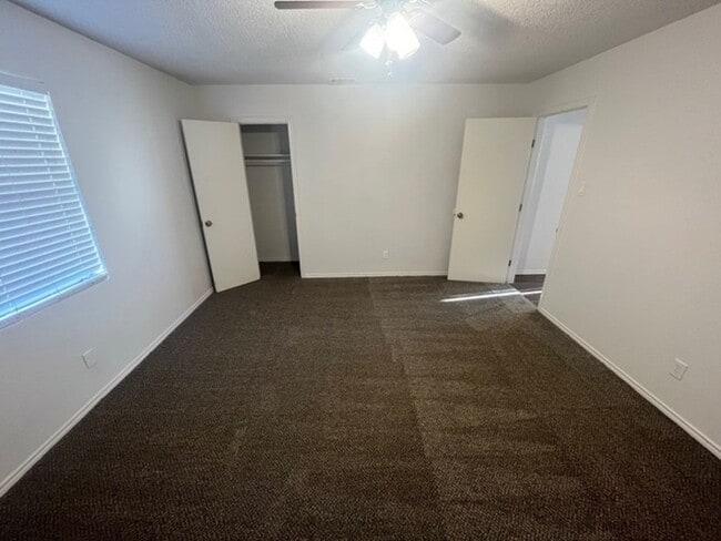 Foto del edificio - 2427 88th St