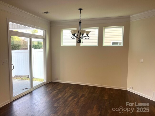 Foto del edificio - 13259 Savannah Point Dr
