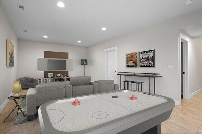 Building Photo - Spacious 3 Bed 3.5 Bath Townhome in Murray...