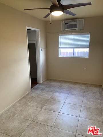 Foto del edificio - 2409 Cabot St