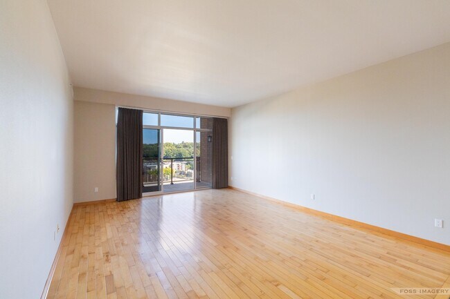 Foto del edificio - 625 N Segoe Rd