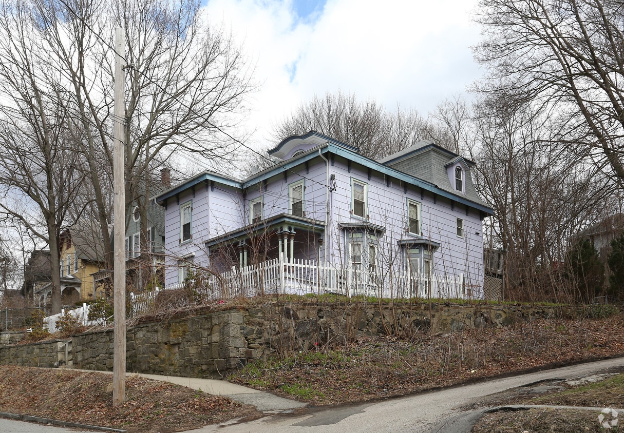 25 Boswell Ave, Norwich, CT 06360 Apartments in Norwich, CT