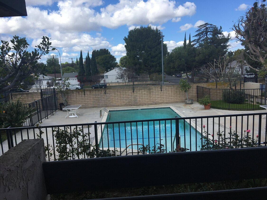 6840 Balboa Blvd, Lake Balboa, CA 91406 House Rental in Lake Balboa