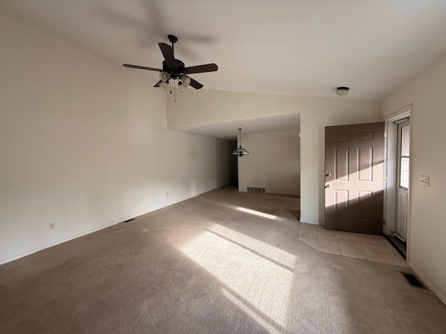 Foto del edificio - 215 Fox Hollow Ln