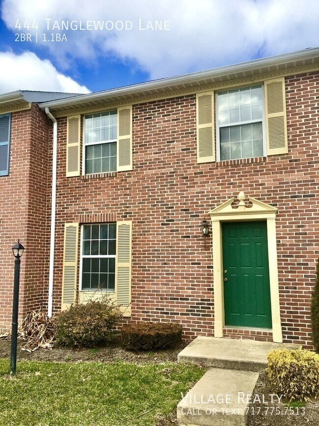 Foto del edificio - 444 Tanglewood Ln