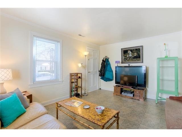 Building Photo - 1122 Sumpter St