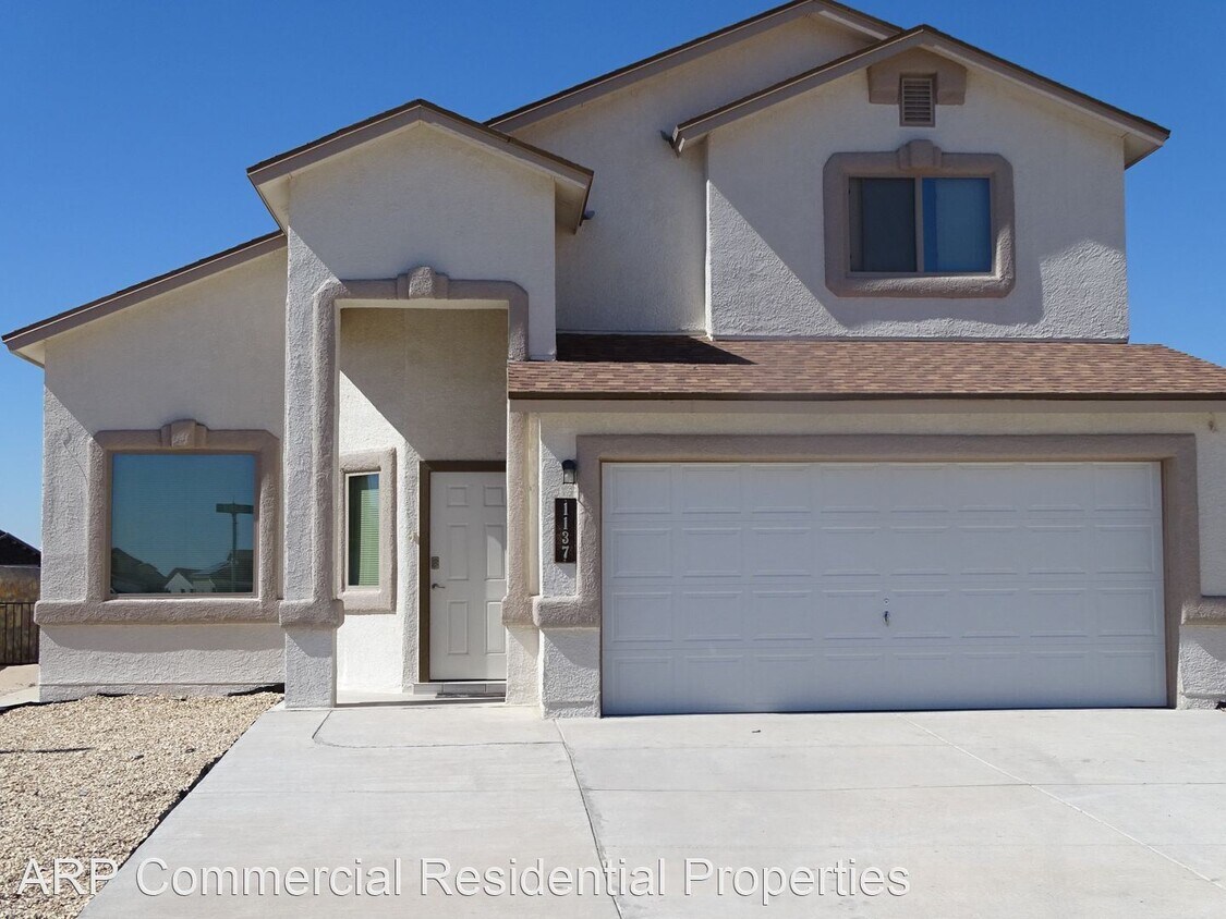 4 br, 2.5 bath House 1137 CIELO ROJO ST House Rental in Socorro, TX