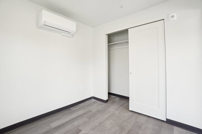 Building Photo - 1326 S 500 E