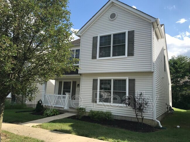Foto del edificio - 123 Arrowfeather Ln