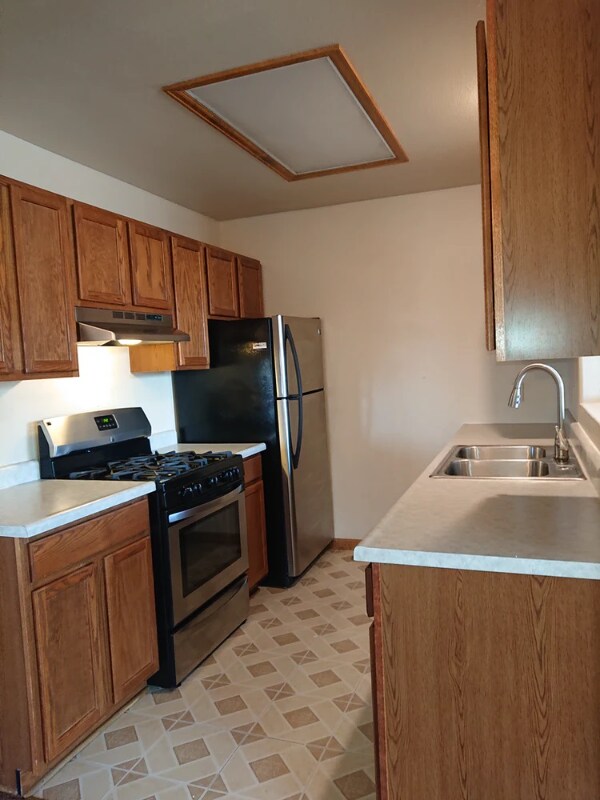 Foto del edificio - 1145 8th St Unit C
