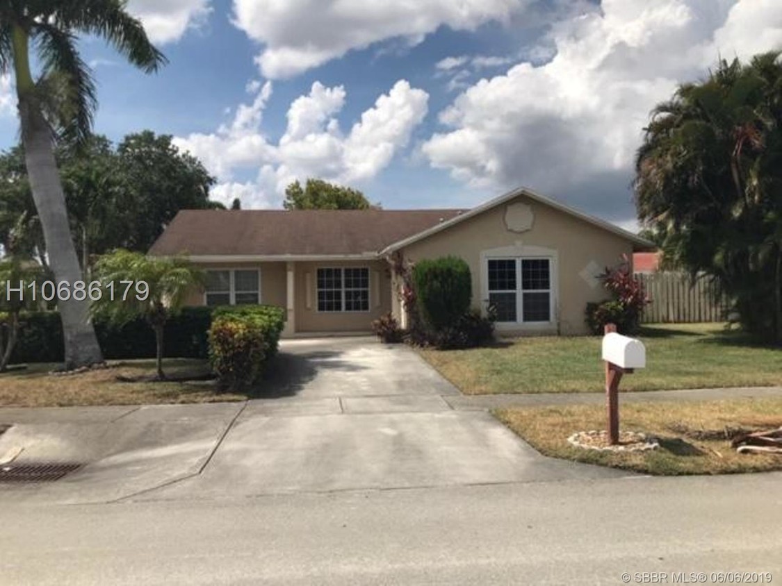 11921 NW 37th Pl, Sunrise, FL 33323 - House Rental in Sunrise, FL ...