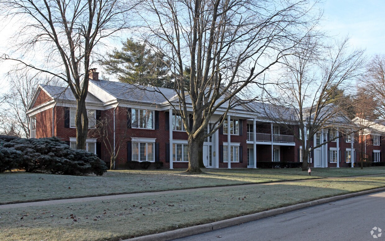 6651 Kingsbridge Dr, Sylvania, OH 43560 Apartments in Sylvania, OH