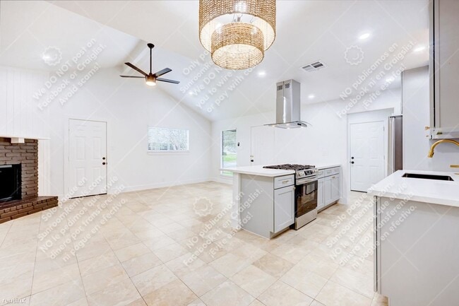 Building Photo - 2 br, 1 bath Duplex - 11417 Ptarmigan Dr A A