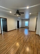 Building Photo - 432 E Symmes St