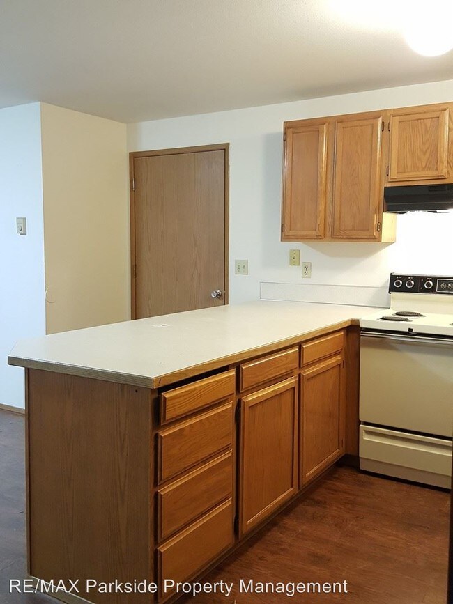 Building Photo - 3 br, 2 bath House - 1319 14th Ave SW
