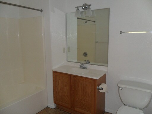Building Photo - 4410 Buena Loma Way