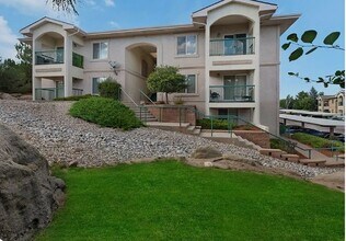 Building Photo - 3060 Mandalay Grove