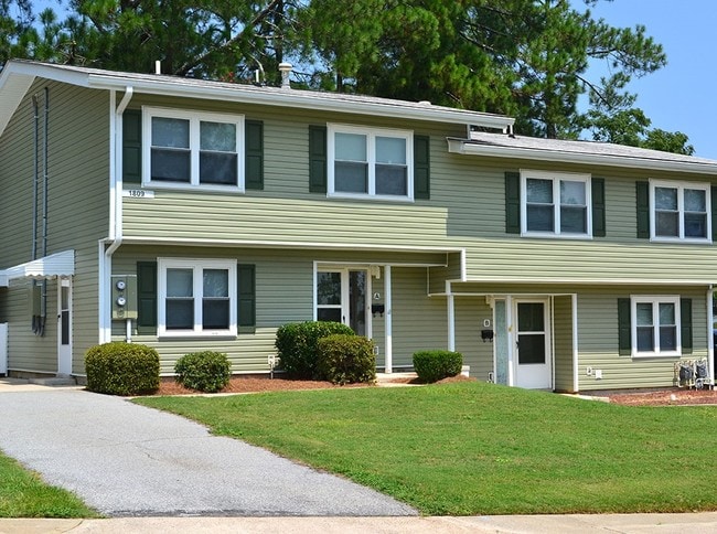 Gordon Terrace Exterior - Fort Gordon Family Homes