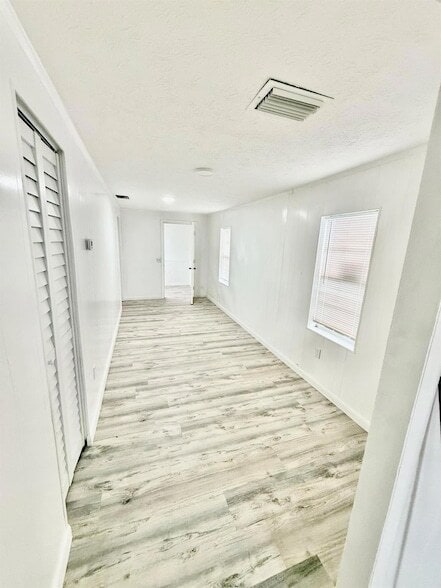 Building Photo - 713 N 19th St