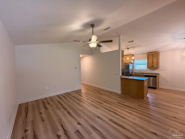 Foto del edificio - 6276 Long St