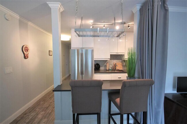 Foto del edificio - 650 Alamo Ct