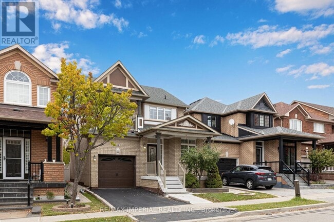 Building Photo - 44 Hawkview Blvd