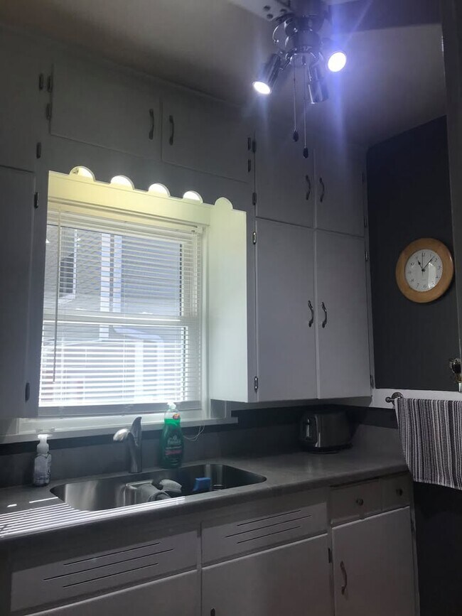 Foto del edificio - 336 21st St NE