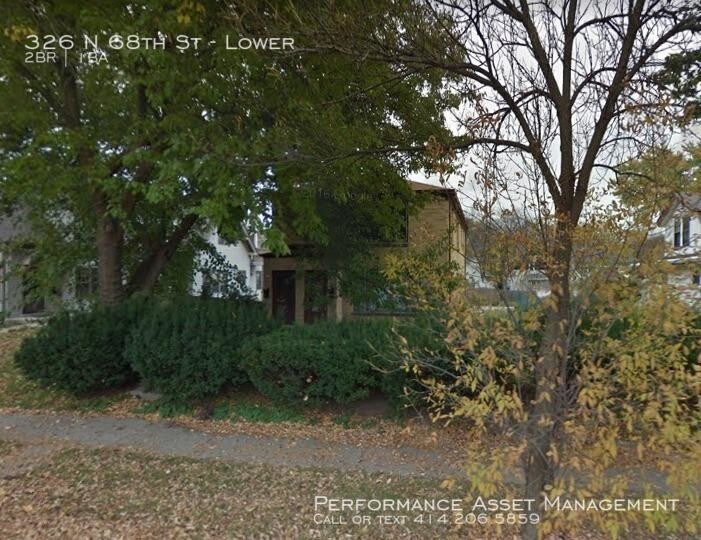 Primary Photo - 2 bedroom in Wauwatosa WI 53213