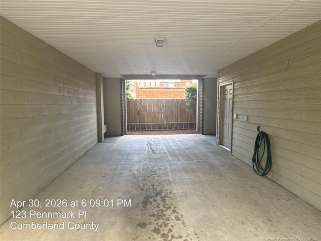 Building Photo - 123 Pennmark Pl