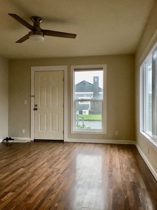 Foto del edificio - #14160 683-685 N First Ave