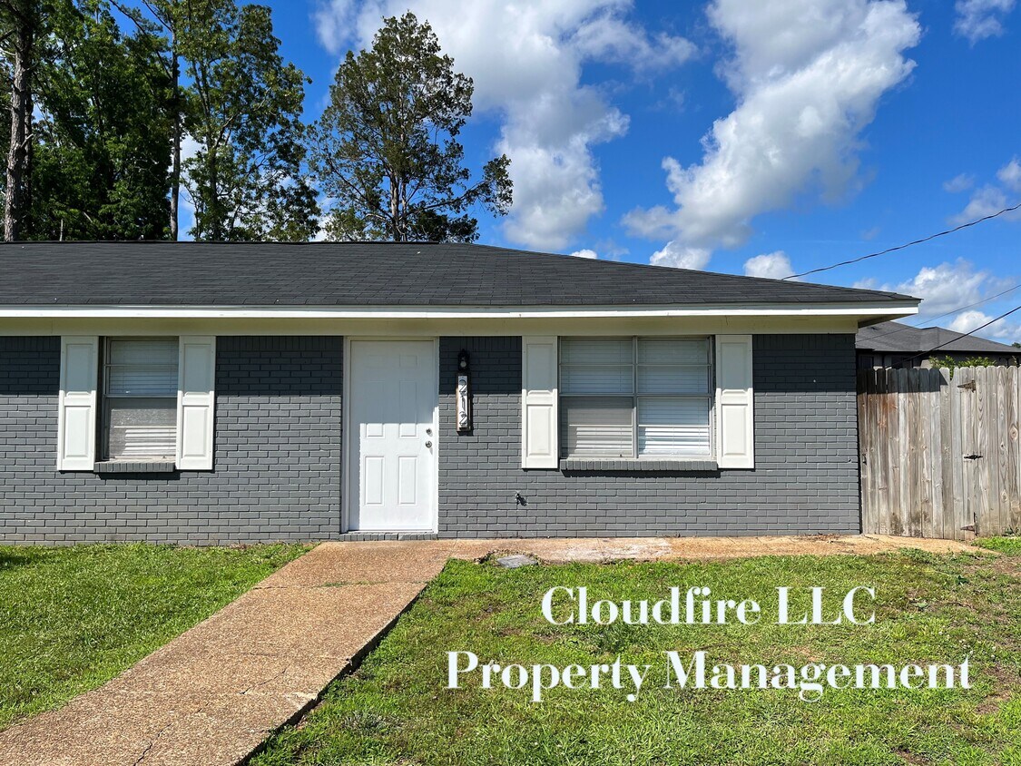 212 James Cir Unit 212, Oxford, MS 38655 Apartments in Oxford, MS