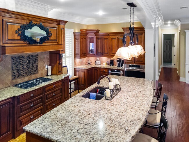 Foto del edificio - 18523 Pecan Ln