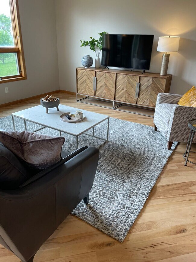Foto del edificio - 3109 Tamarack Ln SE