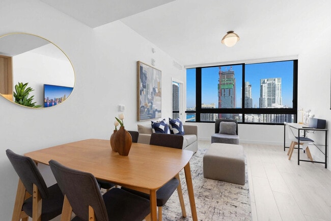 Foto del edificio - 225 N Miami Ave