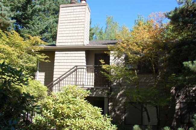 Building Photo - 2 br, 1 bath House - 68 Galen Street