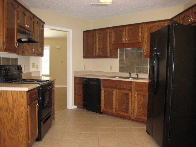 Foto del edificio - 1383 River Ridge Dr